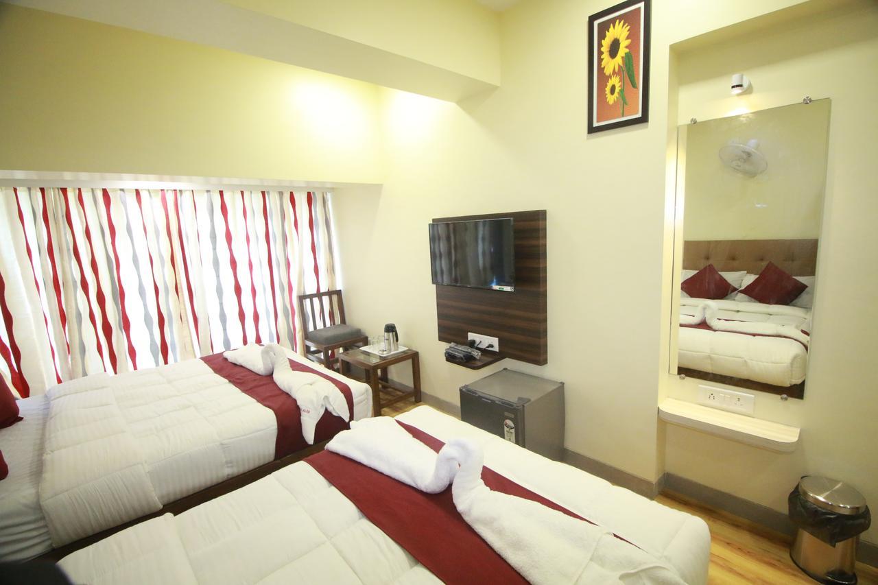 Hotel Alfa International Near Nanavati Hospital Mumbai Near Airport Mumbai Near Juhu Beach Ngoại thất bức ảnh